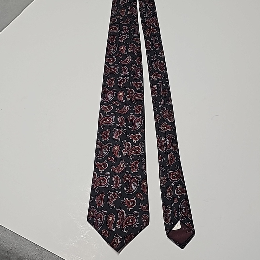 Lanvin Vintage Pure Silk Black Red Paisley Tie